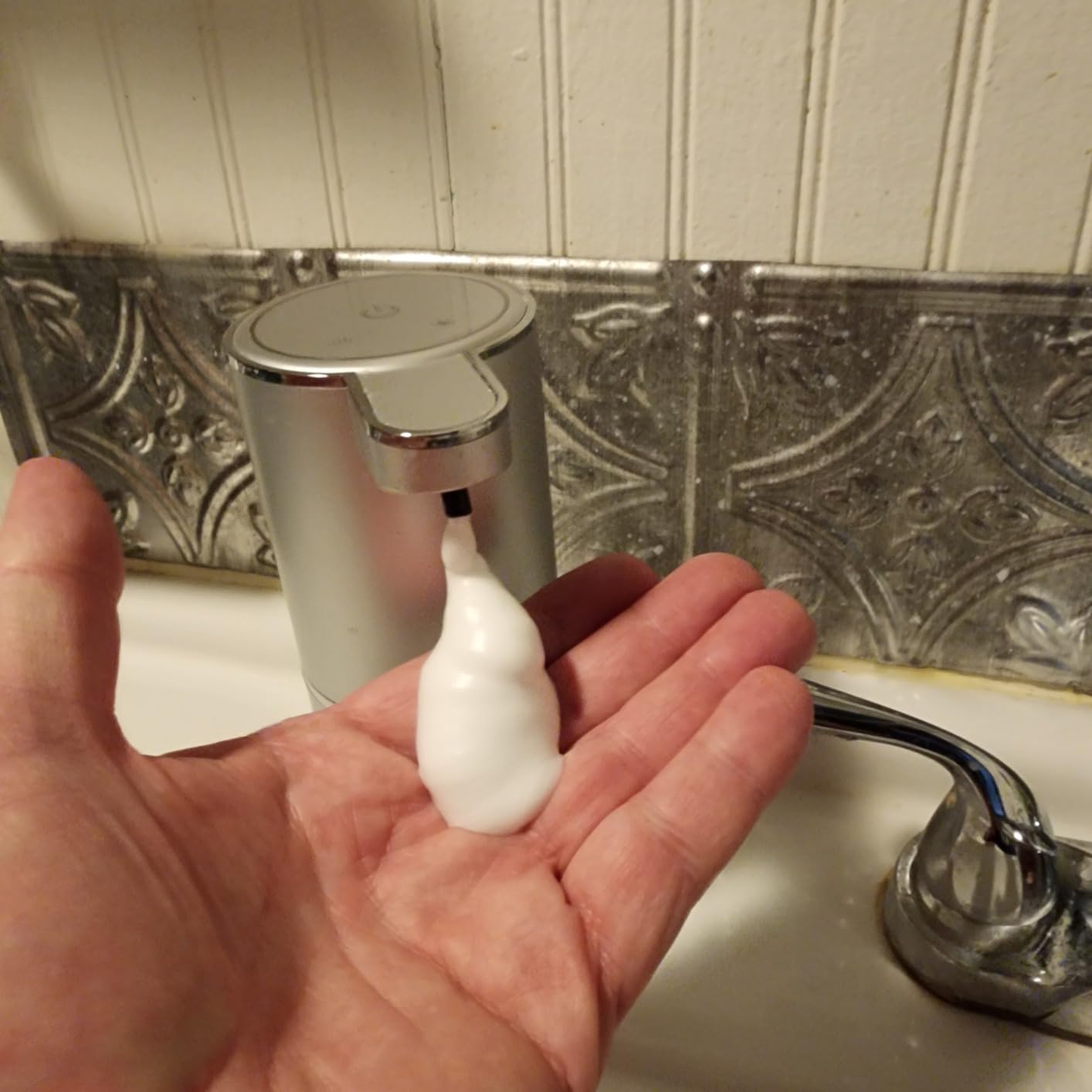 Hands-Free Gel Soap Station